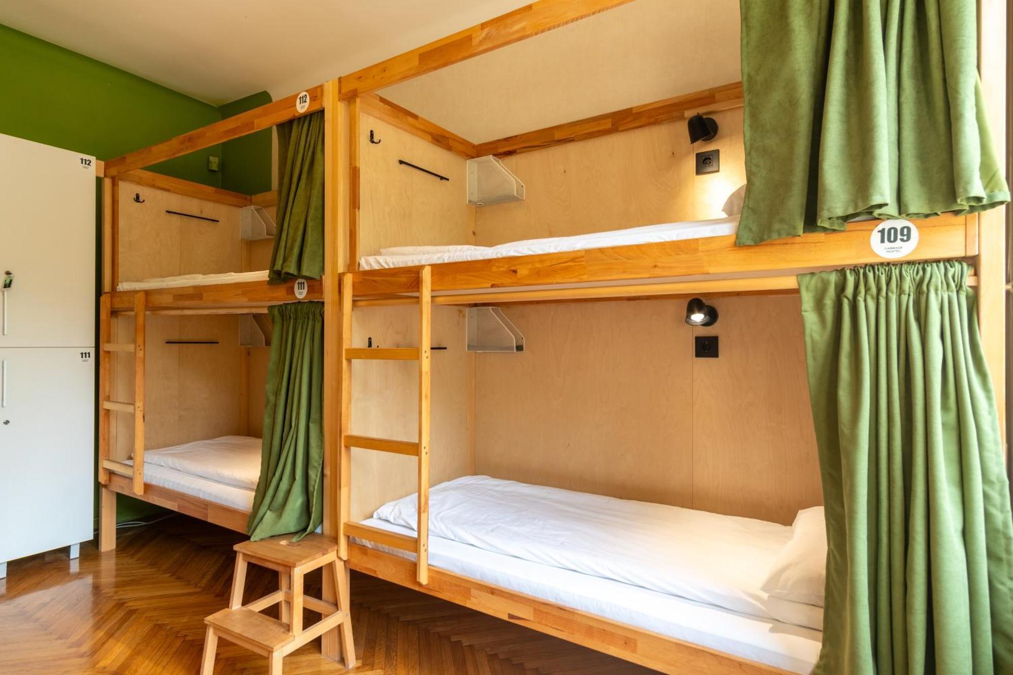 Cabbage Hostel Beograd Bagian luar foto